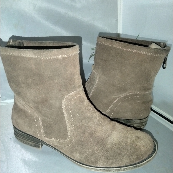 Me Too tan suede leather ankle boots 9.5 - Picture 1 of 13